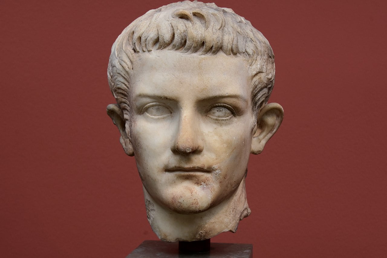 Caligula-1