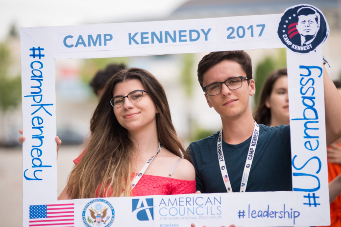 American Councils for International Education anunță începerea competiției pentru programul Camp Kennedy, Ediția a V-a
